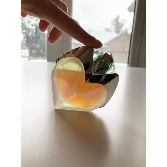 Used THIERRY MUGLER Aura EDP Sensuelle Eau de Parfum Perfume - 1.7 oz / 50 ml - Picture 7 of 7